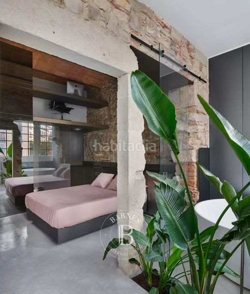 Foto dc625335-afc8-42e5-adf2-ad32fa0808e1. Flat with heating in Eixample Nord Girona