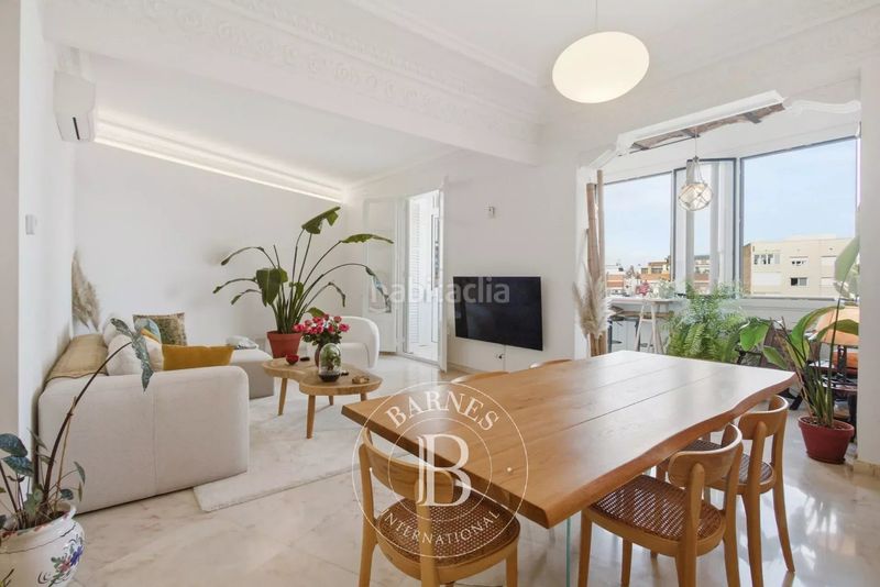 Foto aa9eb6c7-57c8-47bd-b581-836e8c4f4170. Ático en Vila de Gràcia Barcelona