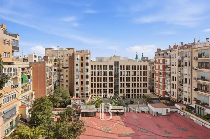 Foto 32674684-528d-4f1d-b5f5-6bd5ff80e93d. Pis amb calefacció a Dreta de l´Eixample Barcelona