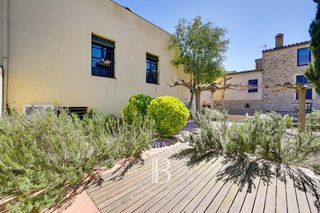Country house in Terrades