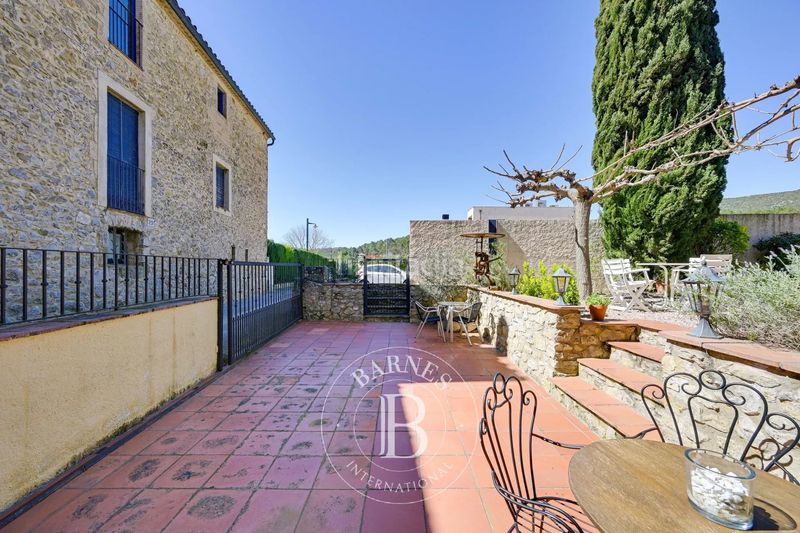 Foto 4915cfc8-ae08-4f04-b26f-77ae61ffbd20. Masia amb calefacció a Terrades