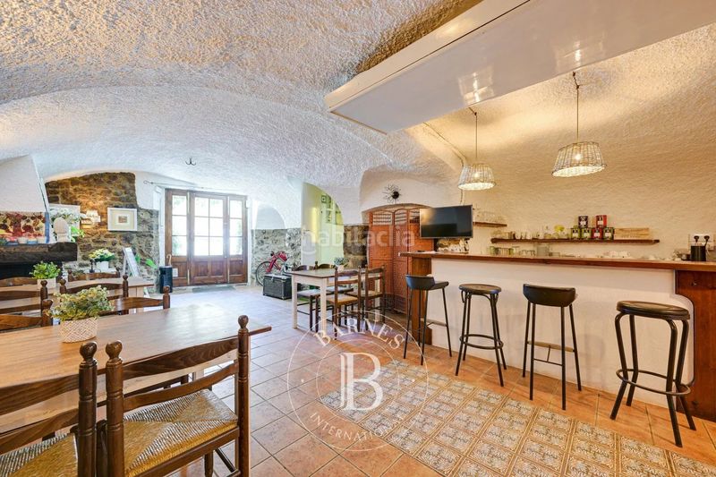 Foto bfd5f519-b270-42ed-a416-9a554d6a3e88. Masia amb calefacció a Terrades