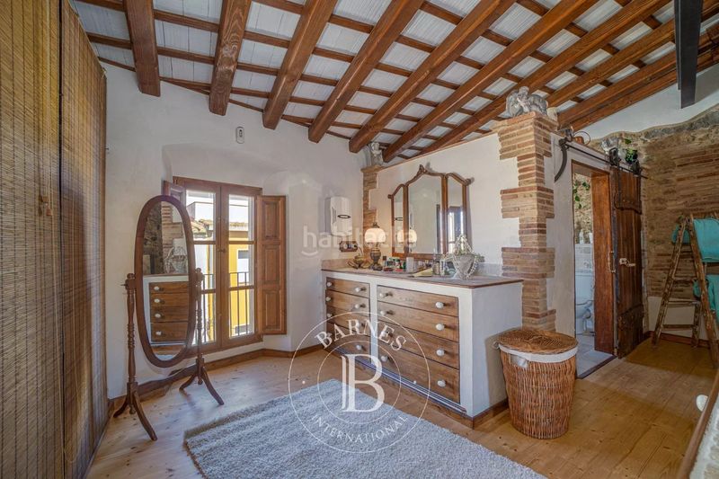 Foto 77609e7e-2ea2-4038-8bb8-6ea89d0239d7. Country house with heating in Castelló d´Empúries