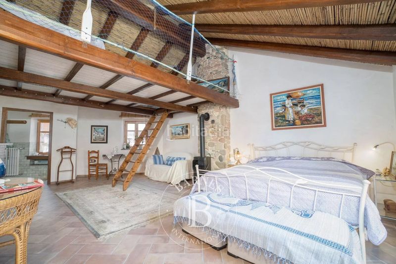Foto 97ba2a81-9ecd-4dca-9b2d-63c14b43037b. Country house with heating in Castelló d´Empúries