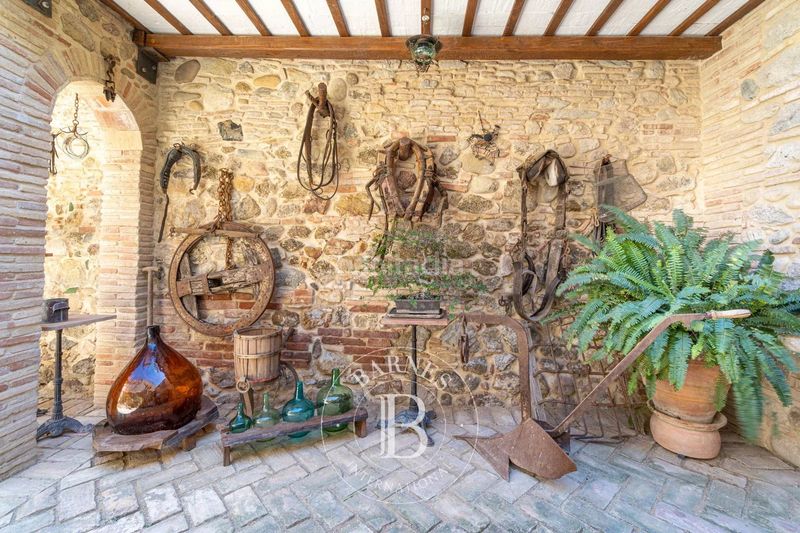 Foto b832b0d7-c965-4c54-b170-438008b8a34d. Country house with heating in Castelló d´Empúries