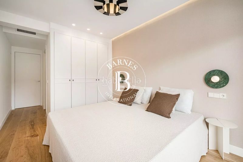 Foto f45f869a-84b7-49be-bcad-a3c513ad5a4c. Piso en Casa de Campo Madrid