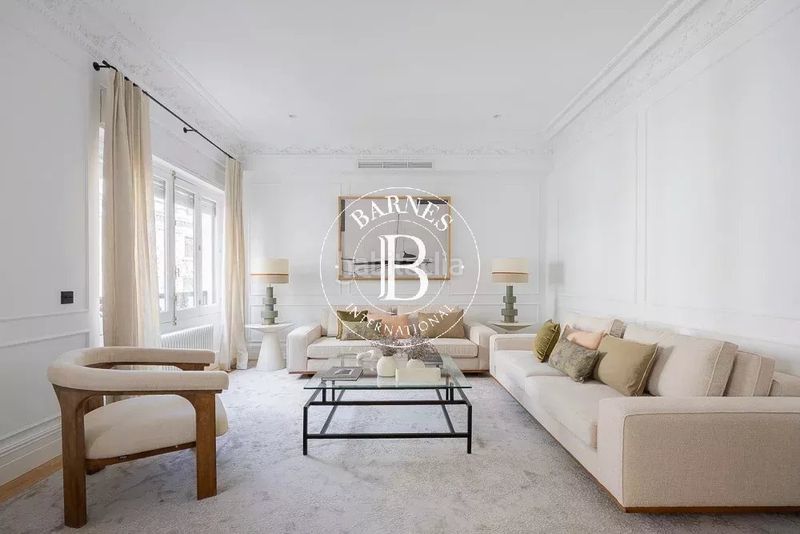 Foto 0449977b-2310-4386-952f-9cfa14543c1f. Piso en Recoletos Madrid