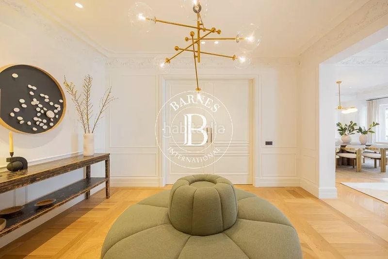 Foto 0dd02eaa-e6ef-4c81-a187-96d1c8abcb66. Piso en Recoletos Madrid