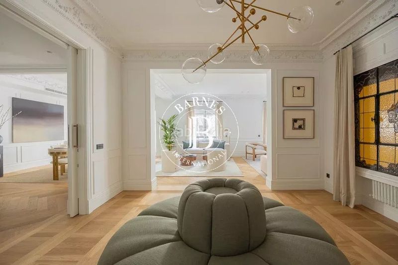 Foto 13b78eb3-2be0-4aad-b514-3cc696ac922a. Piso en Recoletos Madrid