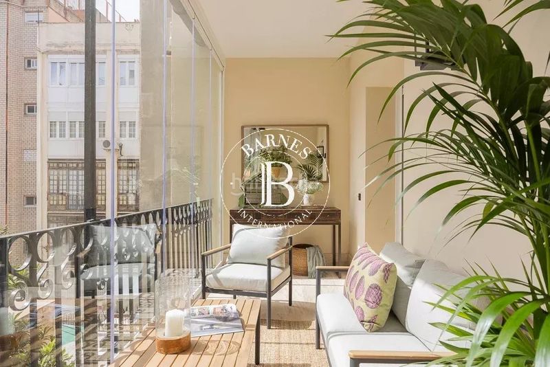 Foto 6eebc797-4378-4046-b4a7-a1e99df2528f. Piso en Recoletos Madrid