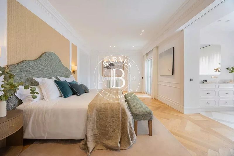 Foto 795ad3df-1d13-4f98-8a51-86e522659b1a. Piso en Recoletos Madrid