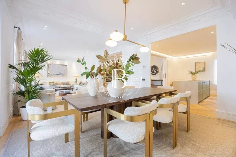 Foto 8de8fbe3-1aae-4c68-b8d3-e964740bcc58. Piso en Recoletos Madrid