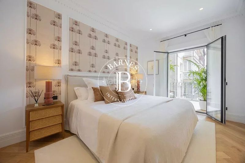 Foto ac7b435d-c483-4999-83c6-9ecb6e4f1e20. Piso en Recoletos Madrid