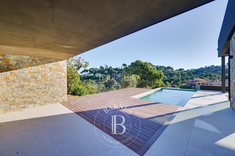 Foto 5d106c1a-9e44-4916-85c1-e0e4c92c2de9. Casa amb calefacció aparcament piscina a Sa Riera-Sa Fontansa Begur
