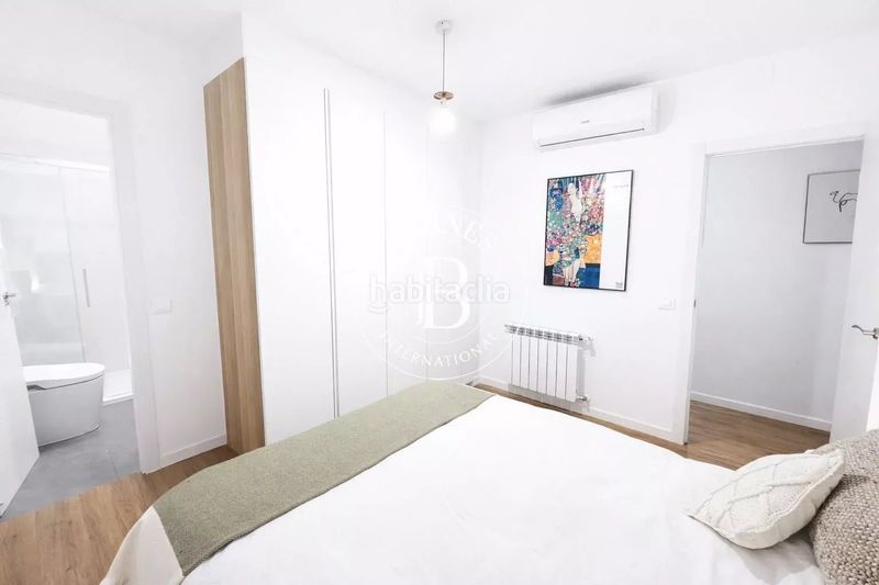 Foto 5aac50f8-e261-41cd-96b4-a49003b85849. Piso en Niño Jesús Madrid