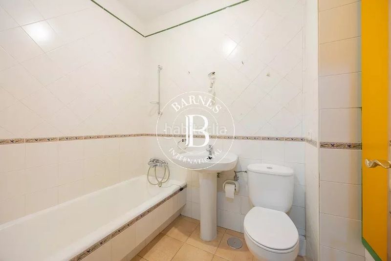 Foto e0ebccf1-df6d-46c6-b7f7-87ee33a8456d. Pis amb calefacció a Prosperidad Madrid