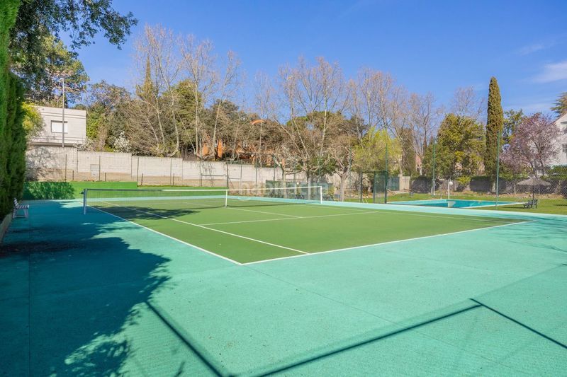 Foto 61ef4bd9-33d9-4134-b016-c74df3baa658. Piso en Fuentelarreina Madrid