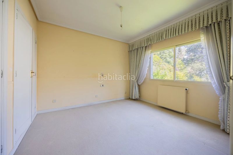 Foto 63cd9c10-ed32-48a9-8490-1d423cf60019. Piso en Fuentelarreina Madrid