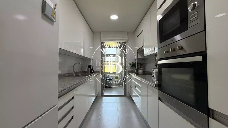 Foto 4b19abd2-403b-4b05-9295-cf1d4753bc52. Àtic amb calefacció aparcament piscina a Sanchinarro Madrid