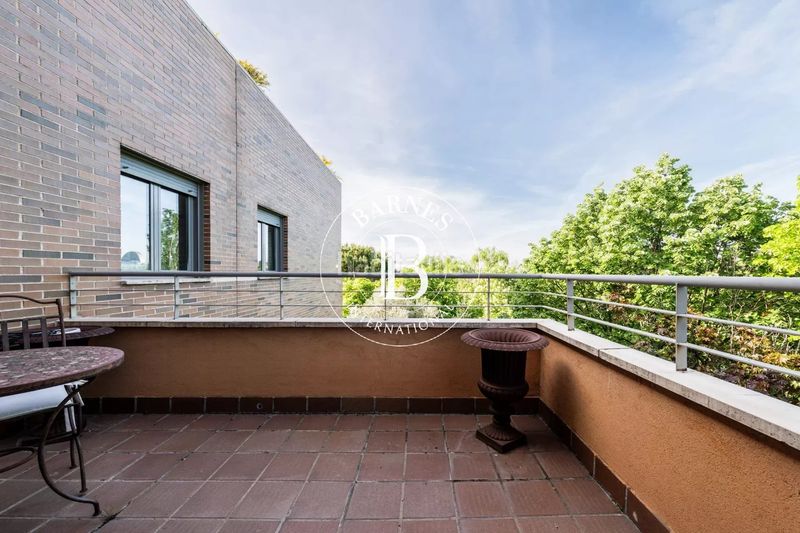 Foto 43ed0d9e-a94e-4a55-b071-405d53f0333f. Ático en Sanchinarro Madrid