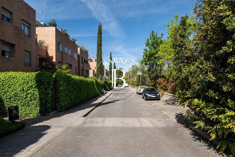 Foto 55b2ed26-ca14-4bf7-8245-39aeb8ca1c82. Ático en Sanchinarro Madrid