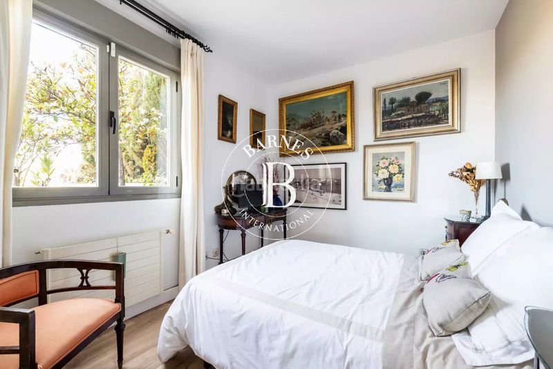 Foto 5cb57f83-b001-45e5-af89-fbc0bd8e5196. Ático en Sanchinarro Madrid