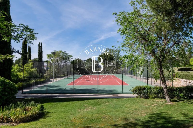 Foto 647b2da7-59ec-48d7-9b44-976c73467853. Ático en Sanchinarro Madrid