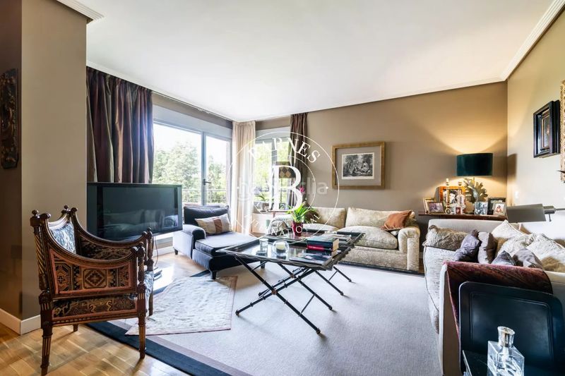 Foto 75dbf87d-05b7-4b10-8b28-0ff4ccdc7dd8. Ático en Sanchinarro Madrid