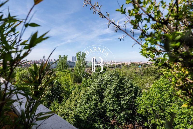 Foto 9ce10b67-2703-4a29-a43e-15fa41f3b3d7. Ático en Sanchinarro Madrid