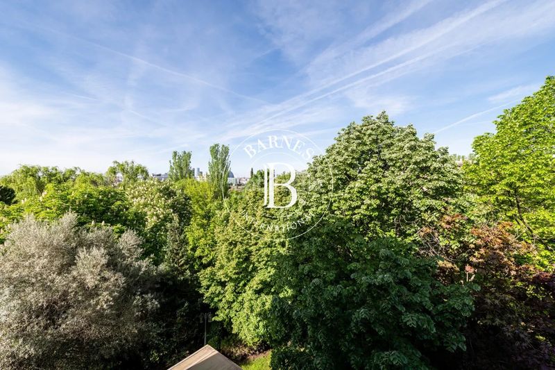 Foto a72c099c-2301-4530-acbe-5b1236d42884. Ático en Sanchinarro Madrid