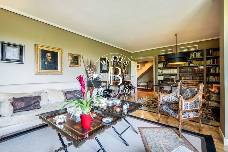 Foto bf963d2f-a80f-44d9-9876-8ba0ded726aa. Ático en Sanchinarro Madrid