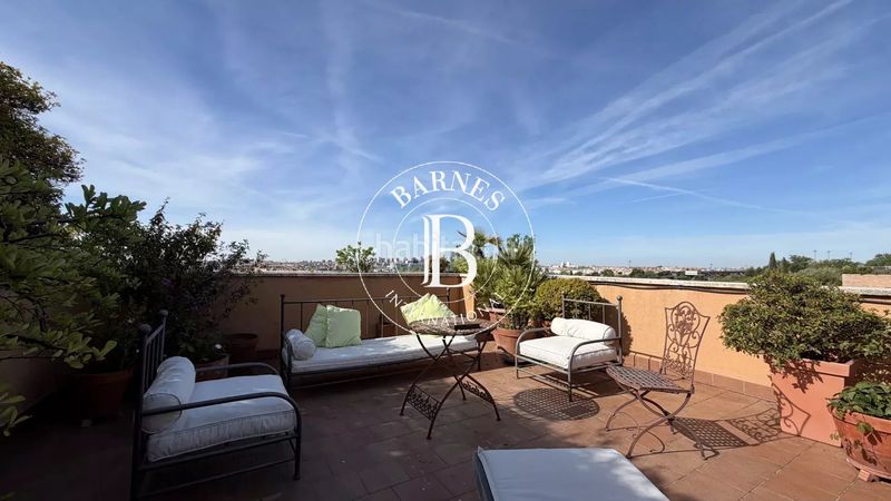 Foto d60d07e8-fcf6-4b64-a206-b1205be94759. Ático en Sanchinarro Madrid