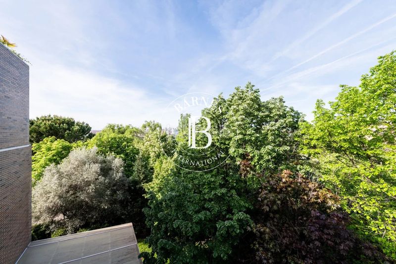 Foto e6808edb-61c8-4831-84d5-dba155b0e2f0. Ático en Sanchinarro Madrid