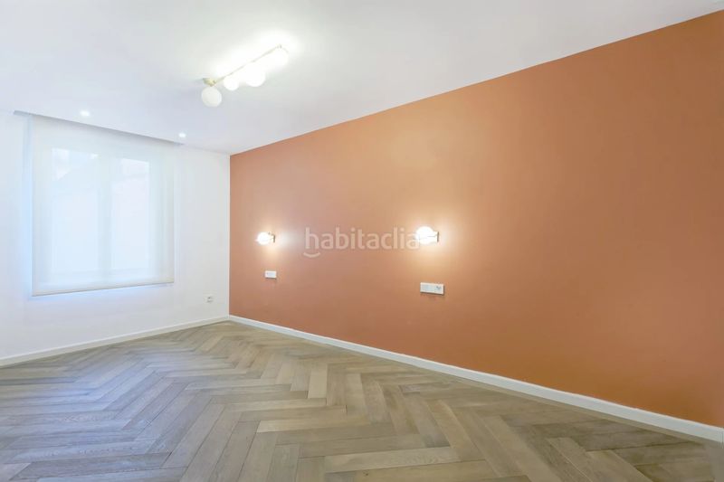 Foto 2ab41325-f6a6-4cd8-af7e-2420bf748aa5. Pis amb calefacció aparcament a Fort Pienc Barcelona