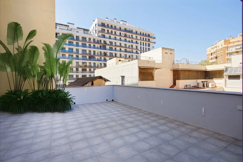 Foto 8266dac3-43e7-423d-bf2e-3bbb9e4f257e. Pis amb calefacció aparcament a Fort Pienc Barcelona