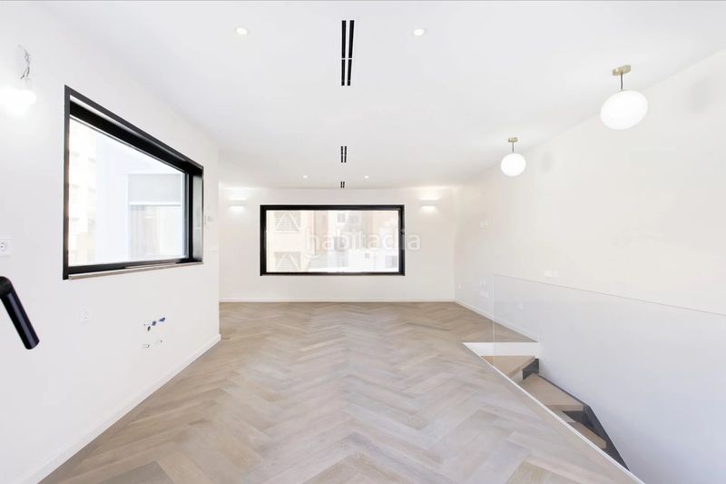 Foto bffc24f5-57cf-4afc-8131-41c8441c4cc2. Pis amb calefacció aparcament a Fort Pienc Barcelona