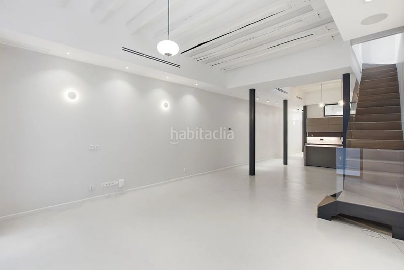 Foto f3894773-6c11-4fcc-81c9-6b9faae1fb1f. Pis amb calefacció aparcament a Fort Pienc Barcelona