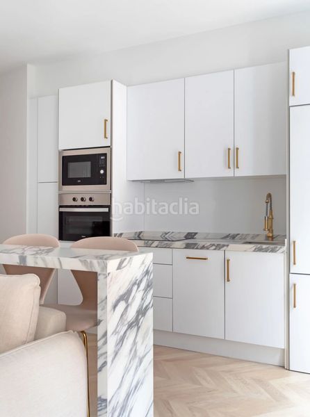 Foto e2bb38bb-fec1-45ae-bd46-3036c4fccbf5. Piso en Vallehermoso Madrid