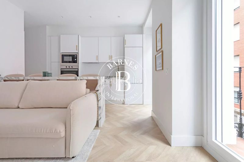Foto fbf0ce5f-9803-4024-bb62-d6a491f130cd. Piso en Vallehermoso Madrid