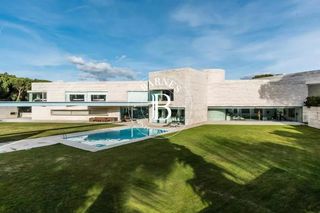 Rent House in Monteclaro