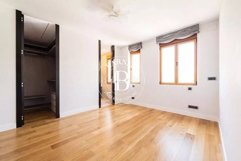 Foto 86846fd0-665c-4d38-b019-58f0249683a9. Piso en Castellana Madrid