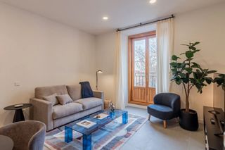 Rent Flat in Sol