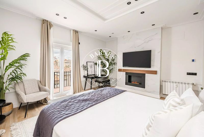 Foto 6b02d390-1bbd-4a3c-a5d2-fad5c5d6a567. Piso en Almagro Madrid
