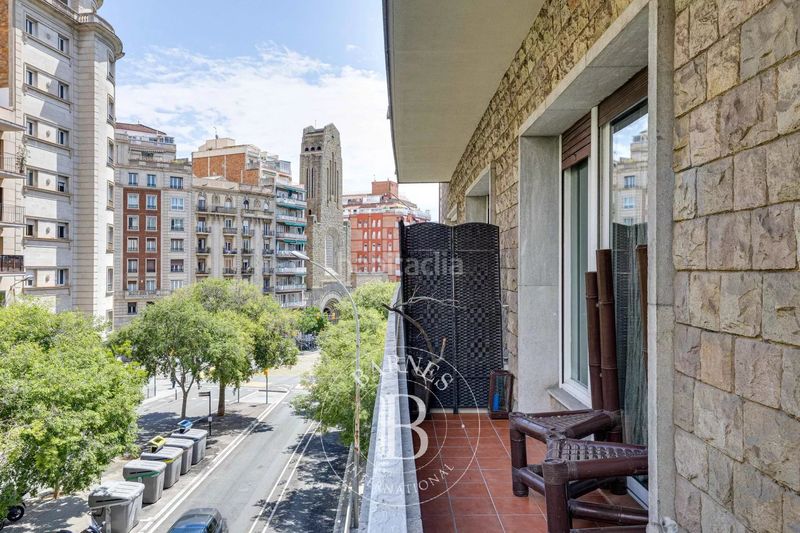 Foto 5b626897-21b2-478e-b1b9-4e8e5d8e191d. Pis amb calefacció a Vila de Gràcia Barcelona