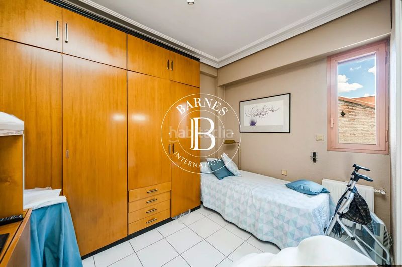Foto b43c1339-a926-4cf3-b8e9-1d766870f7eb. Piso en Castellana Madrid