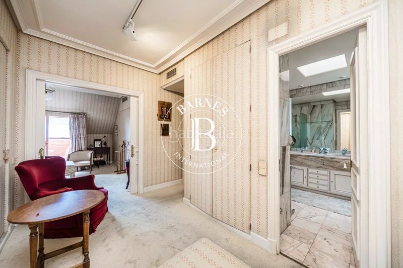 Foto fab9e1d4-052d-40da-9471-695eb88ef7f2. Piso en Castellana Madrid