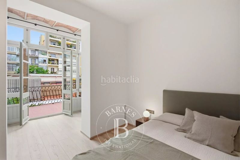 Foto b8c53f09-fe9c-4ec1-8702-3421e5e5dfad. Pis amb calefacció a Dreta de l´Eixample Barcelona