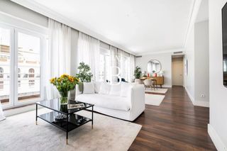 Rent Flat in Goya