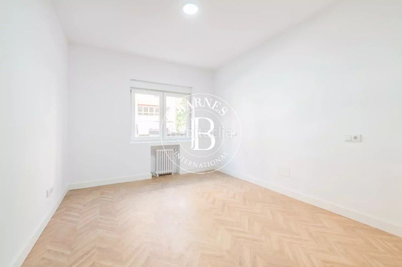 Foto 3a5340b3-2dae-49e1-b839-cb36b5454fbb. Piso en Prosperidad Madrid