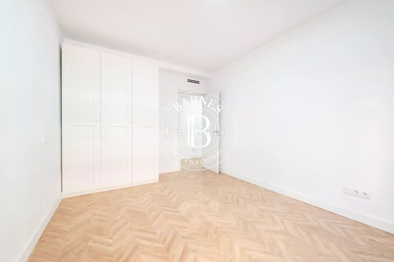 Foto d8c1b0e2-81e8-4dd6-9e65-52e7ad181543. Piso en Prosperidad Madrid